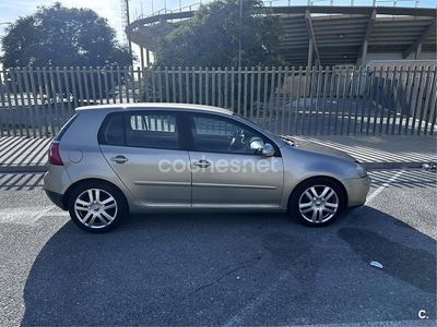 Beige Usado 2004 VW Golf IV Sportline Berlina | 5000 € (Precio justo)