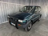 Usado Nissan Terrano Comfort 99 CV (72 kW) 1999 Verde SUV