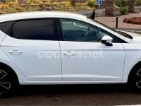 Usado Seat Leon Reference 105 CV (77 kW) 2014 Blanco Berlina