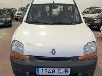 Usado Renault Kangoo Authentique 84 CV (61 kW) 2003 Blanco Monovolumen