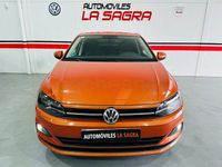 Usado VW Polo Advance 95 CV (69 kW) 2018 Naranja Berlina
