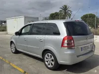 Usado Opel Zafira Cosmo 125 CV (91 kW) 2010 Gris / plata Monovolumen