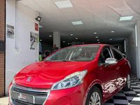 Usado Peugeot 208 Access 75 CV (55 kW) 2016 Granate Utilitario