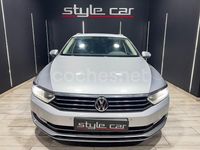 Usado VW Passat Advance 150 CV (110 kW) 2018 Gris / plata Familiar