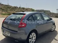 Usado Citroën C4 VTR Sport 110 CV (80 kW) 2006 Gris / plata Berlina