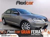 Usado Seat Toledo Reference 95 CV (69 kW) 2018 Gris / plata Berlina