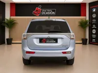 Usado Mitsubishi Outlander P-HEV 203 CV (149 kW) 2015 Azul SUV
