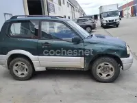Usado Suzuki Grand Vitara 110 CV (80 kW) 2004 Verde SUV