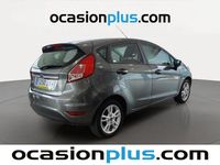 Usado Ford Fiesta Trend 82 CV (60 kW) 2017 Gris Utilitario