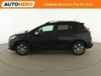 Usado Peugeot 2008 Style 110 CV (80 kW) 2018 Gris SUV
