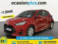 Usado Toyota Yaris Hybrid Business Edition 116 CV (85 kW) 2022 Rojo Utilitario