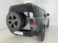 Usado Land Rover Defender SE 249 CV (183 kW) 2025 Gris / plata SUV