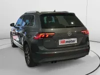 Usado VW Tiguan Advance 131 CV (96 kW) 2019 Gris SUV