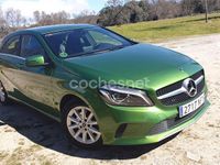 Usado Mercedes A180 109 CV (80 kW) 2018 Verde Berlina
