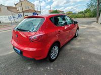 Usado Seat Ibiza Reference 90 CV (66 kW) 2012 Rojo Utilitario
