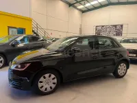 Usado Audi A1 Sportback 90 CV (66 kW) 2018 Negro Utilitario