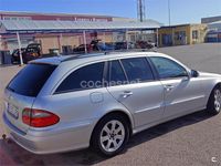 Usado Mercedes E220 Elegance 170 CV (125 kW) 2008 Gris / plata Familiar