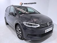 Usado VW Touran Advance 150 CV (110 kW) 2021 Gris / plata Monovolumen