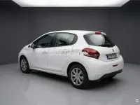 Usado Peugeot 208 Signature Sky 99 CV (72 kW) 2019 Blanco Utilitario