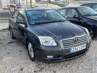 Usado Toyota Avensis Sol 129 CV (94 kW) 2006 Gris / plata Berlina