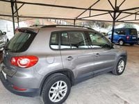 Usado VW Tiguan Advance 140 CV (102 kW) 2009 Varios colores SUV