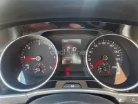 Usado VW Touran Advance 110 CV (80 kW) 2016 Gris / plata Monovolumen