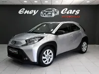 Usado Toyota Aygo X 72 CV (52 kW) 2024 Gris / plata SUV