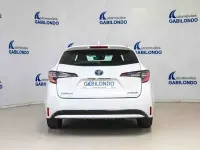 Usado Toyota Corolla Business Edition 122 CV (89 kW) 2023 Blanco Familiar