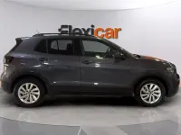 Usado VW T-Cross Advance 110 CV (80 kW) 2022 Gris SUV