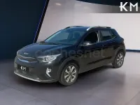 Usado Kia Stonic 100 CV (73 kW) 2022 Negro SUV
