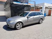 Usado Mercedes C220 170 CV (125 kW) 2010 Gris / plata Familiar