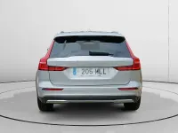 Usado Volvo V60 CC Core 197 CV (144 kW) 2023 Gris / plata Familiar