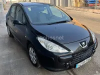 Usado Peugeot 307 110 CV (80 kW) 2006 Negro Berlina