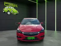 Usado Opel Astra Dynamic 136 CV (100 kW) 2016 Rojo Berlina