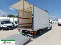 Usado Renault Master R.S. 145 CV (106 kW) 2023 Blanco Monovolumen
