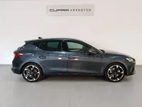 Usado Cupra Leon 150 CV (110 kW) 2023 Gris / plata Berlina