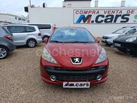 Usado Peugeot 207 75 CV (55 kW) 2007 Granate Berlina