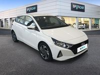 Usado Hyundai i20 100 CV (73 kW) 2021 Blanco Berlina