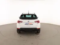 Usado Seat Arona Style 110 CV (80 kW) 2021 Blanco SUV
