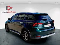Używany Fiat Tipo Cross 101 KM (74 kW) 2022 Zielony Sedan/Limuzyna
