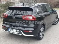 Usado Kia Niro 141 CV (103 kW) 2017 Negro SUV