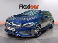 Usado Mercedes A180 AMG line 109 CV (80 kW) 2017 Azul Berlina