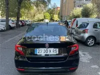 Usado Fiat Tipo Easy 120 CV (88 kW) 2018 Negro Berlina