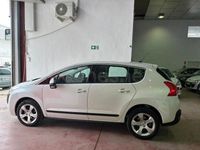 Usado Peugeot 3008 Active 112 CV (82 kW) 2012 Blanco Familiar