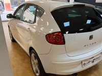 Usado Seat Altea Style 140 CV (102 kW) 2009 Blanco Monovolumen