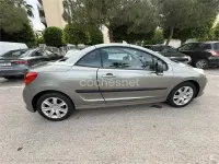 Usado Peugeot 207 CC 120 CV (88 kW) 2008 Gris / plata Descapotable