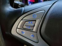 Usado Hyundai ix20 Comfort 116 CV (85 kW) 2014 Negro Utilitario