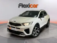 Usado Kia Stonic GT-Line 120 CV (88 kW) 2021 Blanco SUV