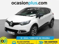 Usado Renault Captur Intens 90 CV (66 kW) 2015 Beige SUV