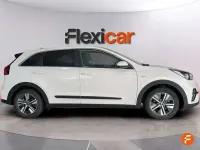 Usado Kia Niro 141 CV (103 kW) 2021 Blanco SUV